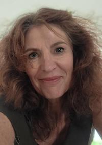 Nancy Surmont